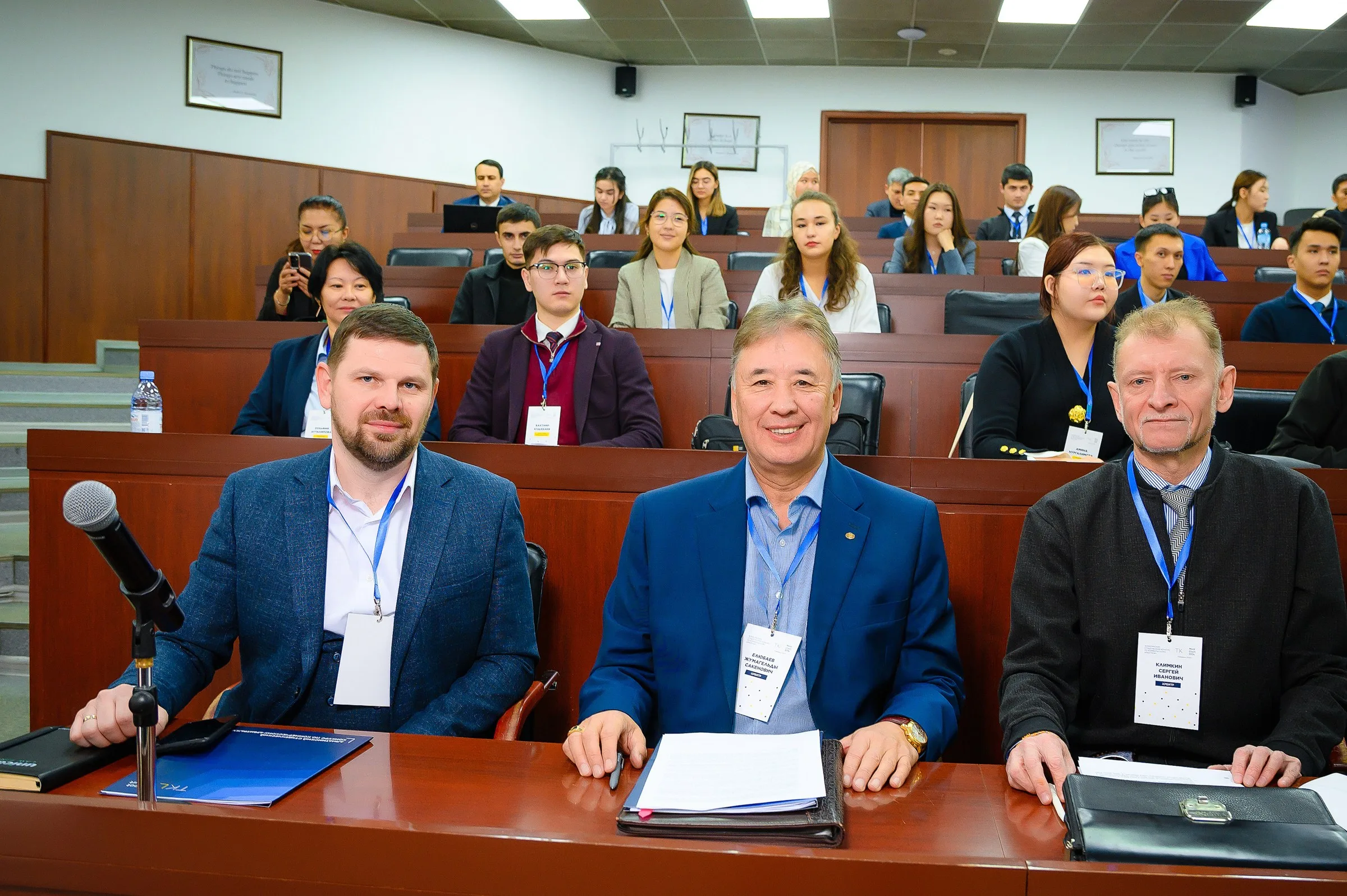Подробнее о статье В Алматы состоялся первый конкурс по коммерческому арбитражу для студентов-юристов из Центральной Азии
